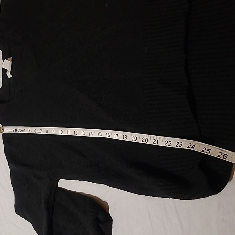 H&M Sweater - Picture 4 of 4